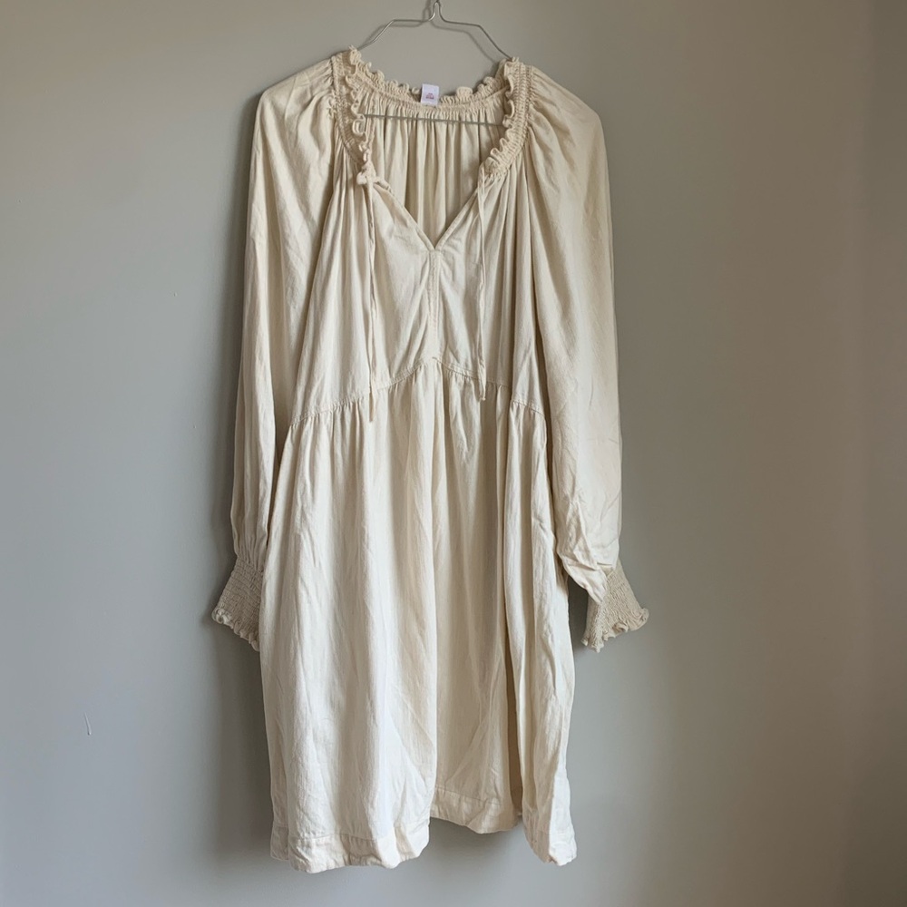 Old Navy cream peasant dress